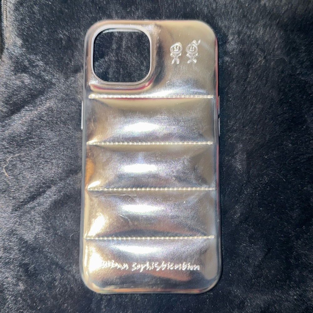 Urban sophistication iPhone 15 puffer case
